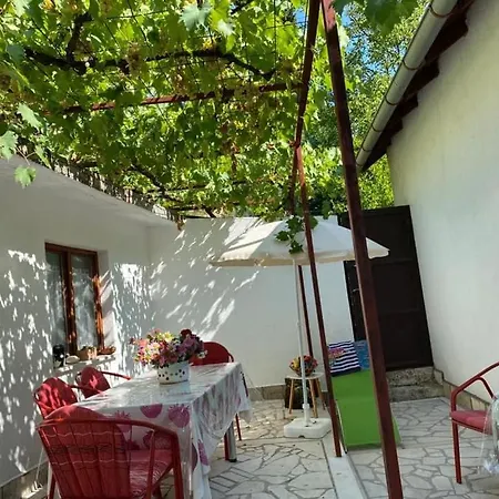 Sarin * Stolac